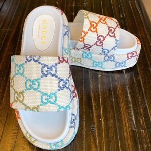 Dupe white platform slides sandles